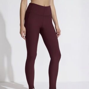 Mondetta Performance Luxury Plum Herringbone Leggings